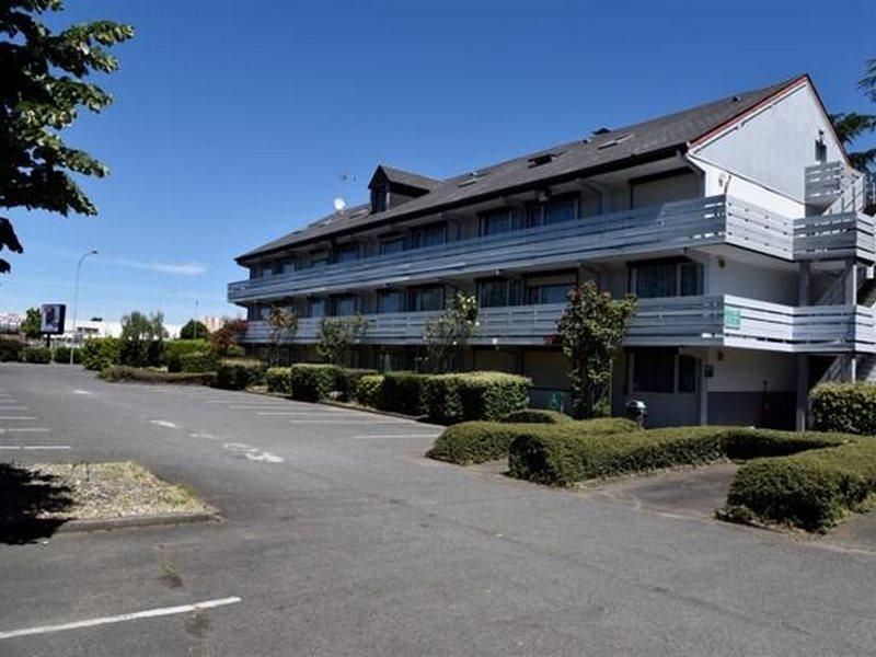 Greet Hotel Chatellerault Luaran gambar